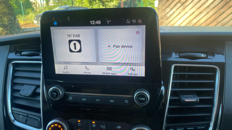 Ford Transit Custom 300 L2 Diesel Fwd 2.0 EcoBlue 130ps Low Roof Limited Van